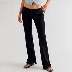 Free People Stillwater Low-Rise Slim Flare Jeans in Black Size 30 NEW